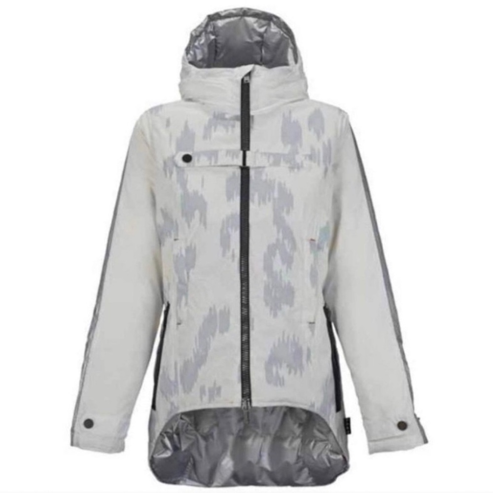 Burton x L.A.M.B. The OC Insulator Snowboard Jacket Silver Leopard/White